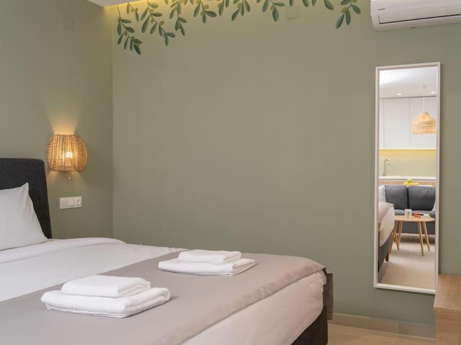 Olive Tree Home - Στούντιο Με Θέα Στο Κέντρο Ágios Nikolaos Exterior foto